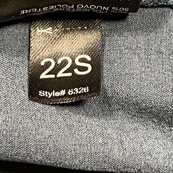 KUHL Women's FreeFlex Roll-Up Pants Blue Rainstorm, Size 6 - Picture 6 of 11